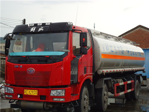 專業(yè)工業(yè)廢水槽罐車運輸服務——廣州駿逸物流公司助力齊齊哈爾與廣州地區(qū)高效物流